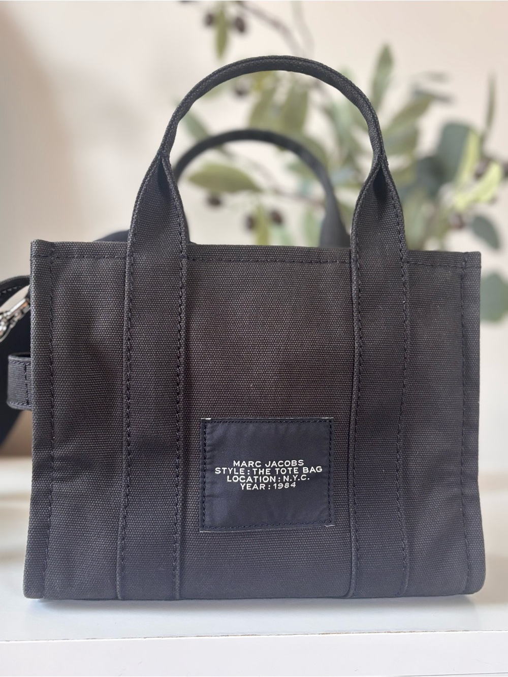 Marc Jacobs The Small Tote Bag Black Canvas Crossbody - Picture 3 of 6